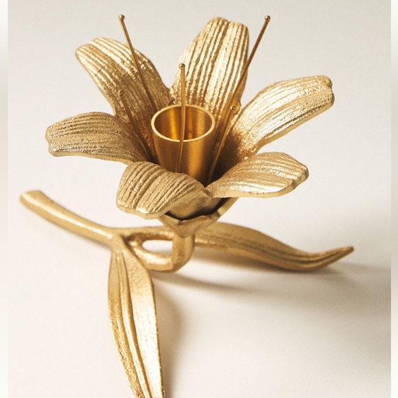 Anthropologie Gold Metal Flower Candle Holder NWT SOLD OUT x 1 - Picture 7 of 10